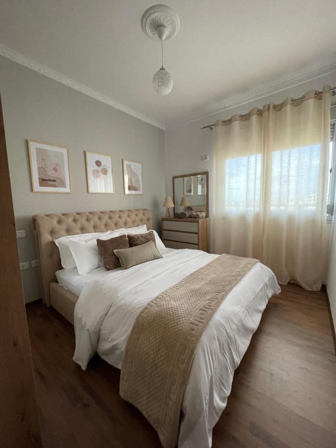 The Sunset Apartment Vlore Bagian luar foto