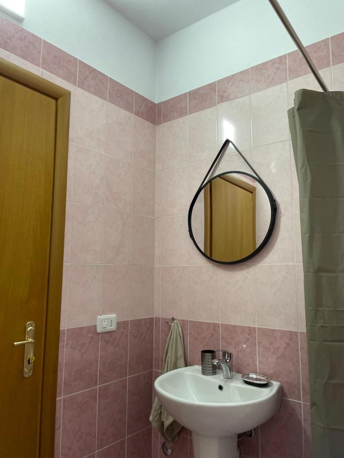 The Sunset Apartment Vlore Bagian luar foto